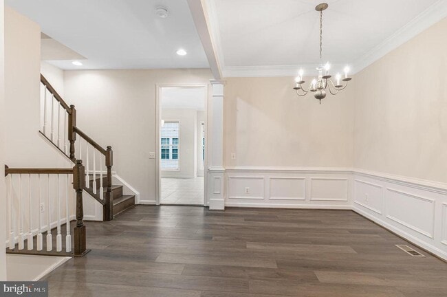 Building Photo - 5036 Greenhouse Terrace