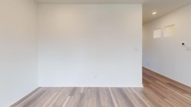 Building Photo - 404 Ashby Dr