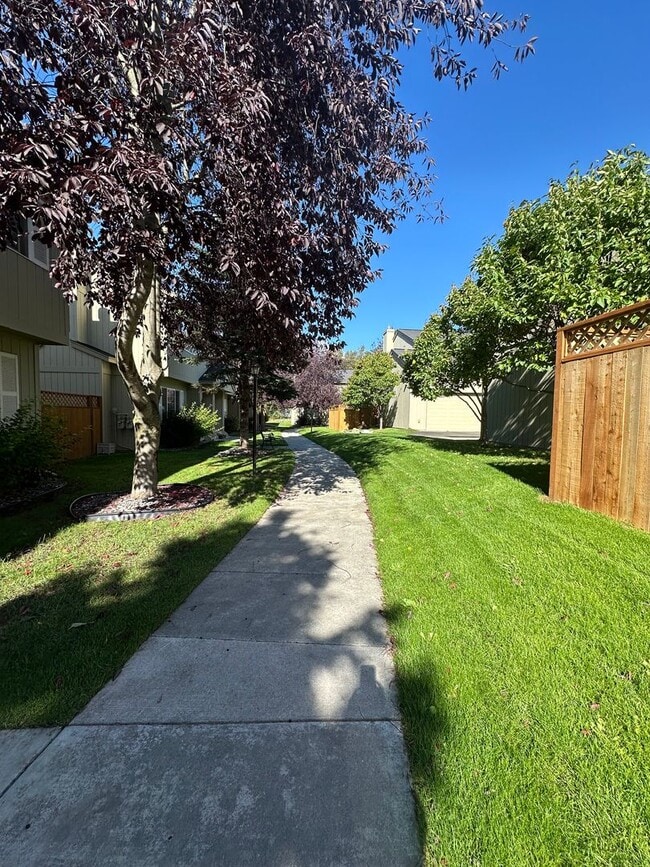 Building Photo - 3065 Leighton St