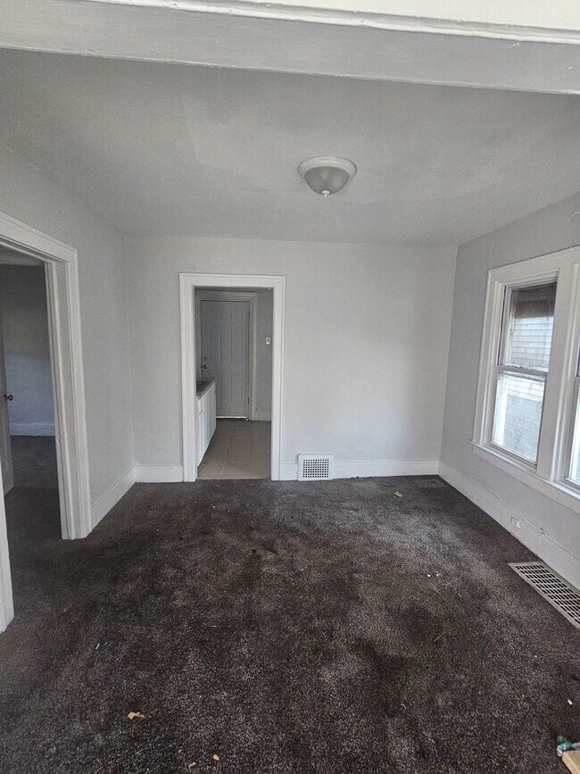 Building Photo - 15804 Belden St