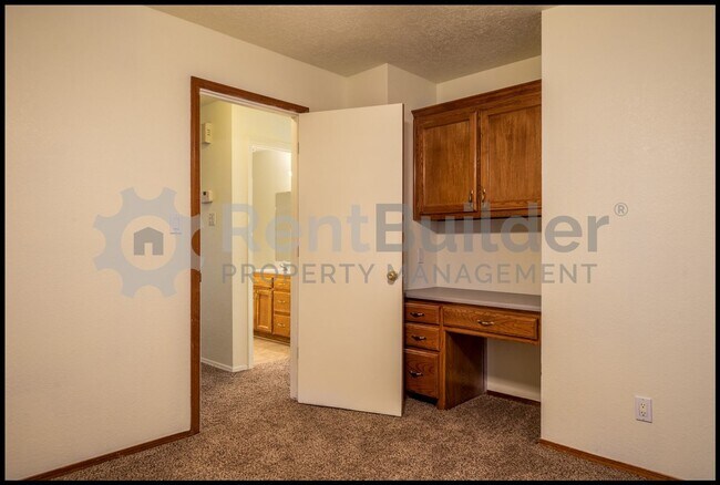 Building Photo - LEASE PENDING - PLEASE APPLY AT YOUR OWN DISCRETION