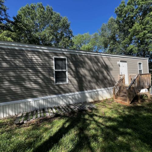 Building Photo - 928 Sharpe Rd