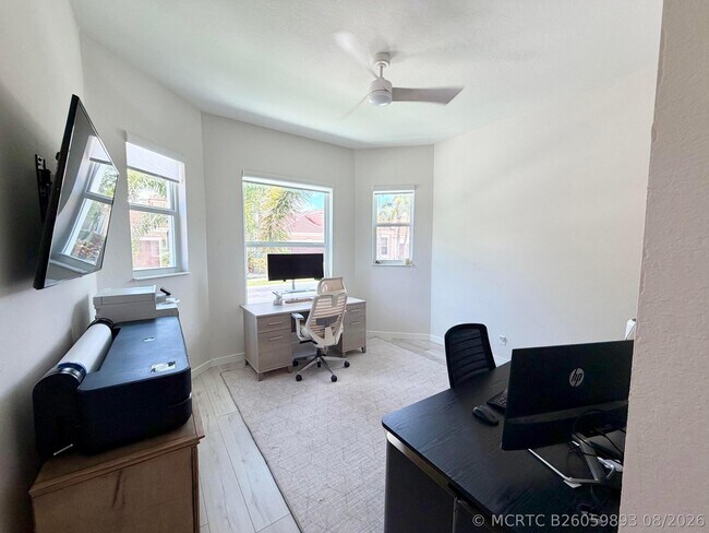 Building Photo - 5725 Via De La Plata Cir