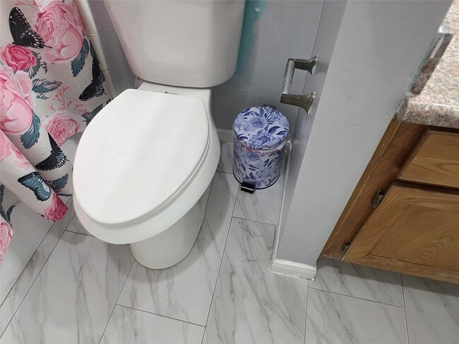 Building Photo - 2300 Old Spanish Trl