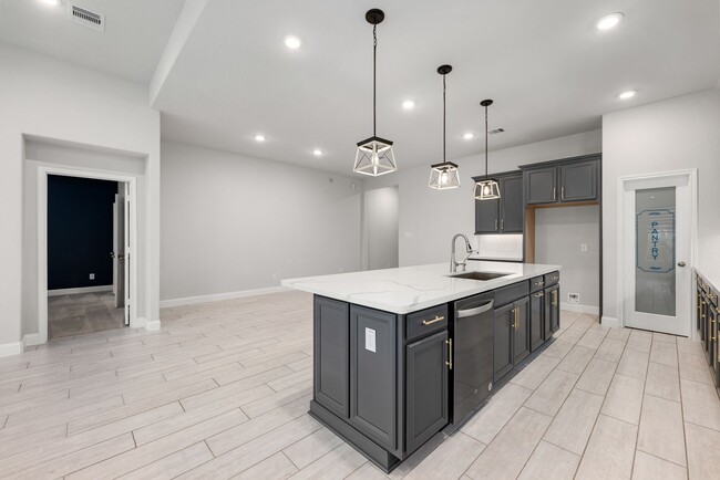 Building Photo - 6442 Pomegranate Blossom Dr