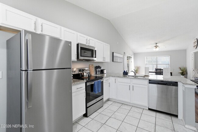 Building Photo - 3419 Islander Way