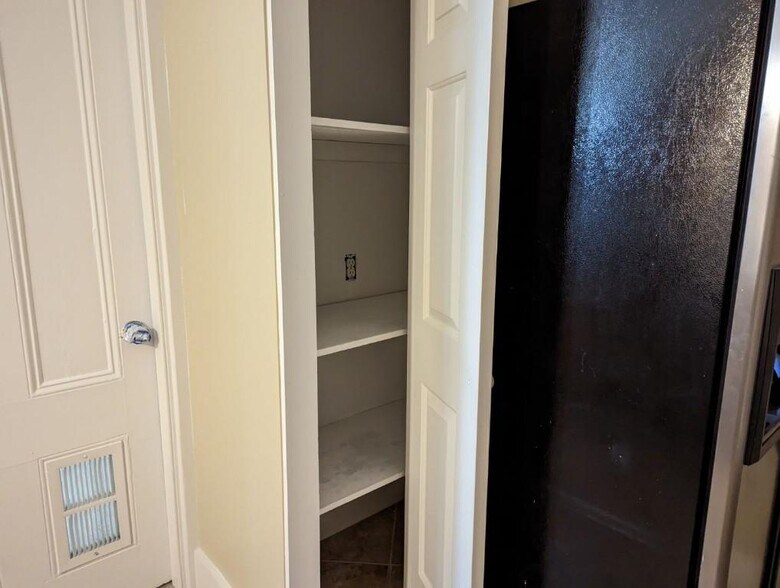 Building Photo - 34 Cocheco Ave