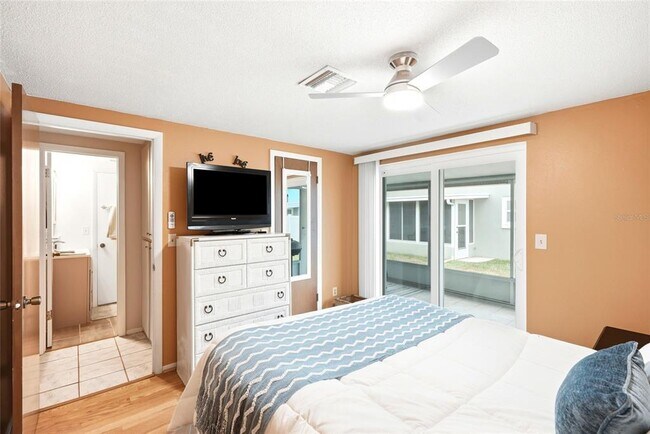 Building Photo - 1008 Heron Ct