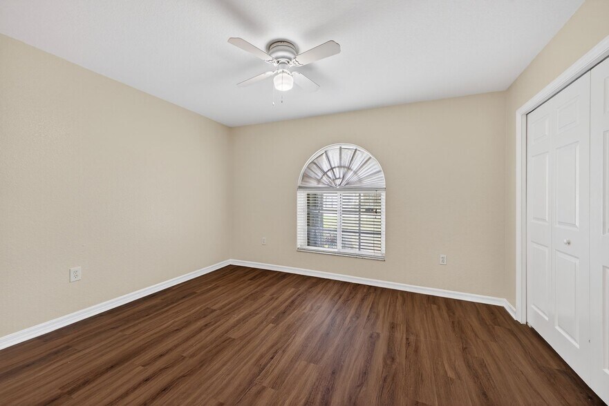 Building Photo - Charming 3-Bedroom Home with Private Pool in Buckingham Air Park