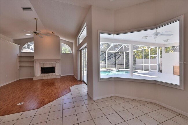 Building Photo - 2810 89th Ave E