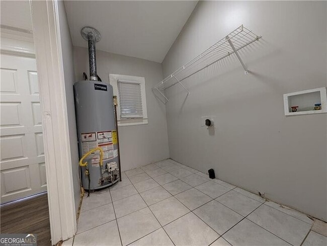 Building Photo - 1716 Thompson Ave