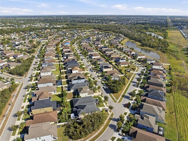 Building Photo - 11014 Little Blue Heron Dr