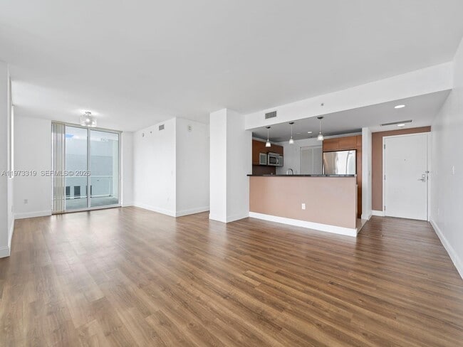 Building Photo - 253 NE 2nd St