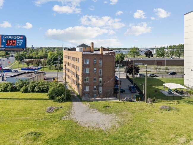 Building Photo - Palmer Lofts LLC