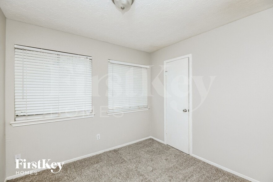 Building Photo - 2609 Elder Rd