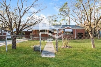 Building Photo - 2713 Marling Dr