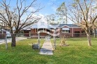 Building Photo - 2713 Marling Dr