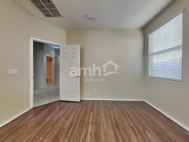 Building Photo - 8851 W Payson Rd