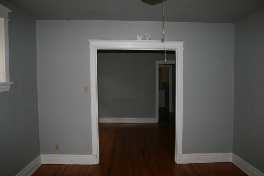 Building Photo - 5906 Arendes Dr