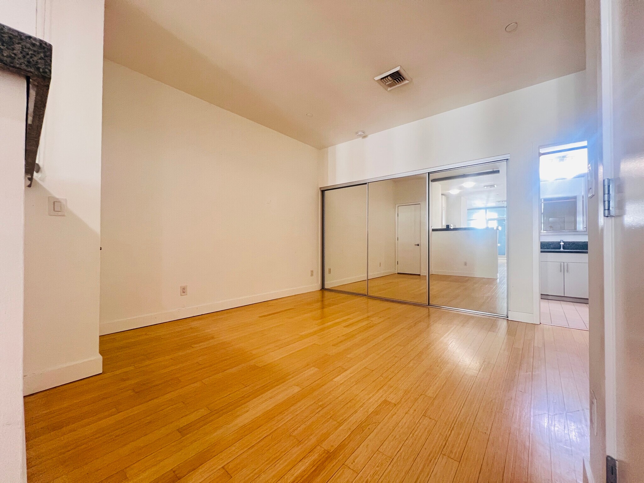 Building Photo - 3810 Wilshire Blvd