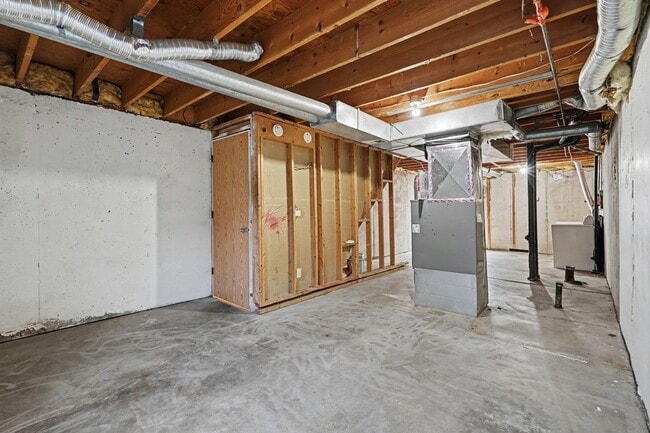Building Photo - 17649 E Loyola Dr