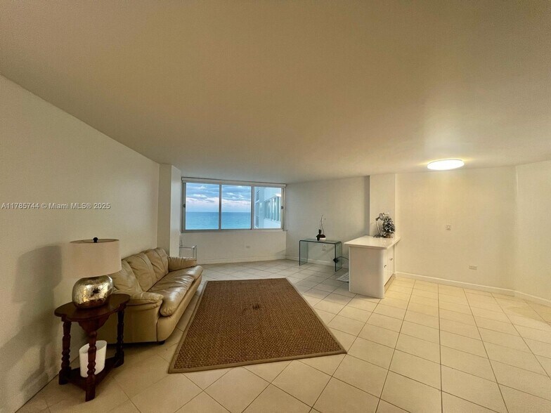 Building Photo - 7135 Collins Ave