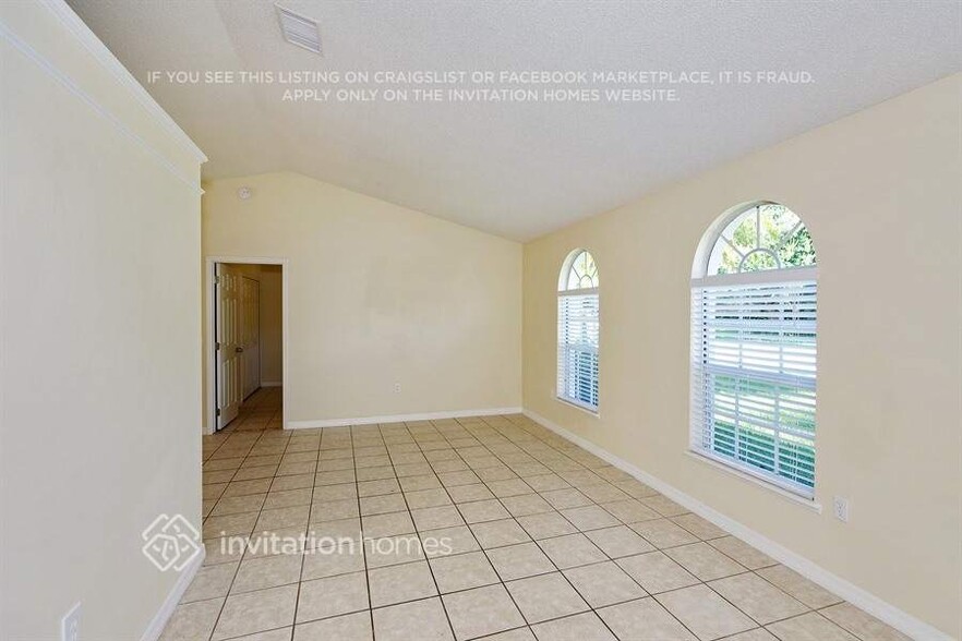 Building Photo - 1000 Turtle Creek Dr