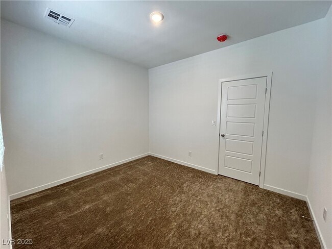 Building Photo - 4357 Azalea Hls St