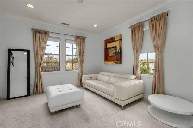 Building Photo - 8001 S Ocean Bluff Dr