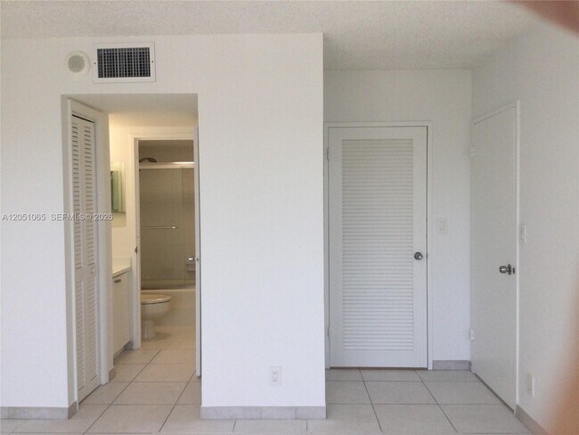 Building Photo - 500 Three Islands Boulevard