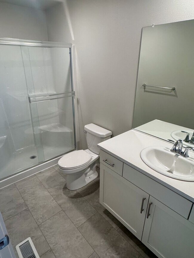 Building Photo - 2388 Sawtelle Dr