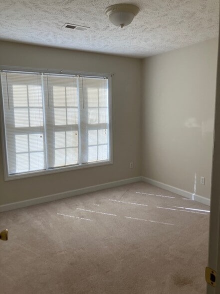 Bedroom #2 - 1101 Pine Run Dr