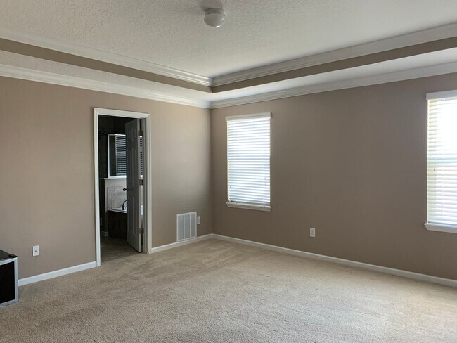 Building Photo - Single Family Home Westyn Bay