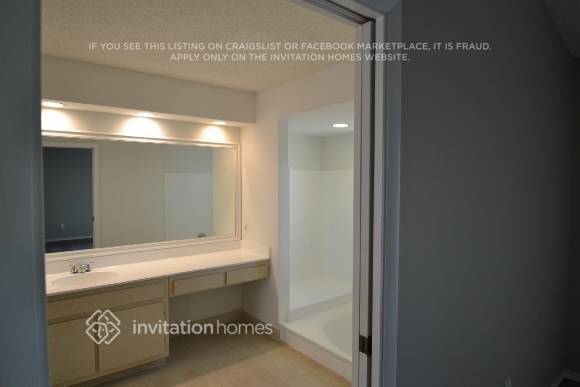 Building Photo - 15542 SW 48th St