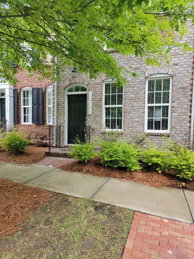 Building Photo - Townhome located in Eastfield Prosperity Village with 2BR/2.5BA One car garage
