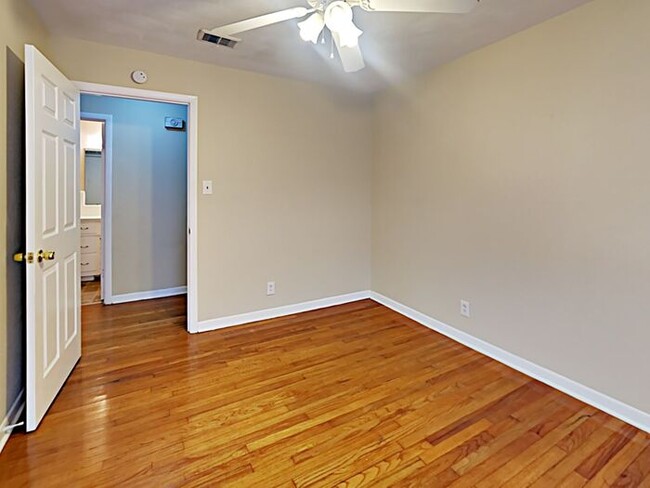 Building Photo - No App Fees.with 16 month lease agreement.