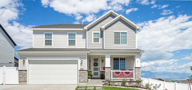 Building Photo - 2273 N Elderberry Dr