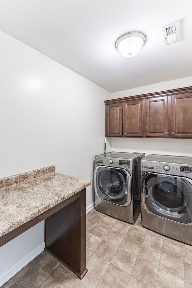 Building Photo - Rent to Own