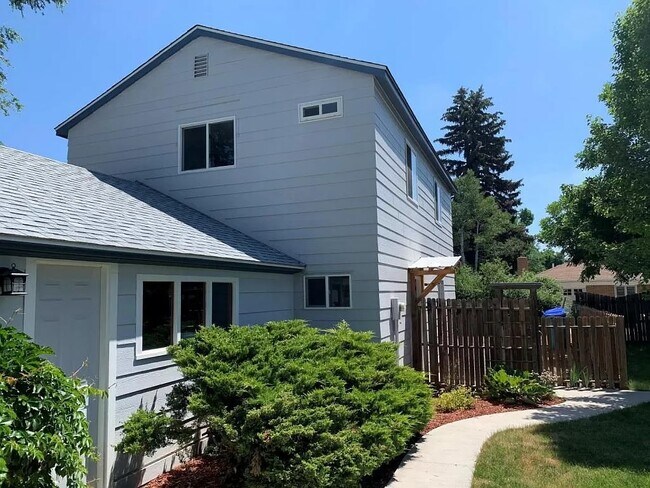 Primary Photo - 1526 Whedbee St