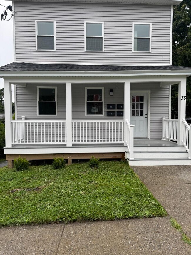 Building Photo - 38 Corlies Ave