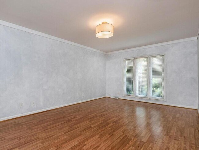 Building Photo - 5110 Dunes Ct