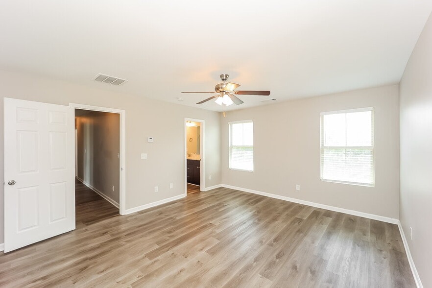 Building Photo - 100 Quarry Cir