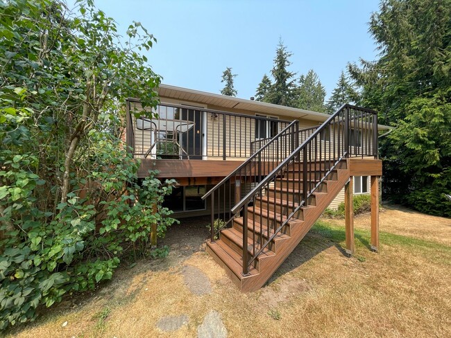Building Photo - 5004 99th St SW