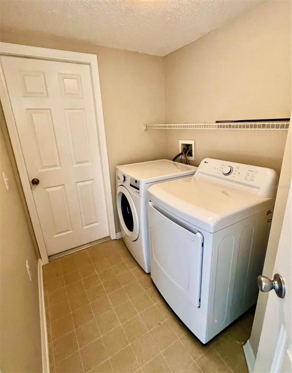 Building Photo - 2621 Star Lake View Dr