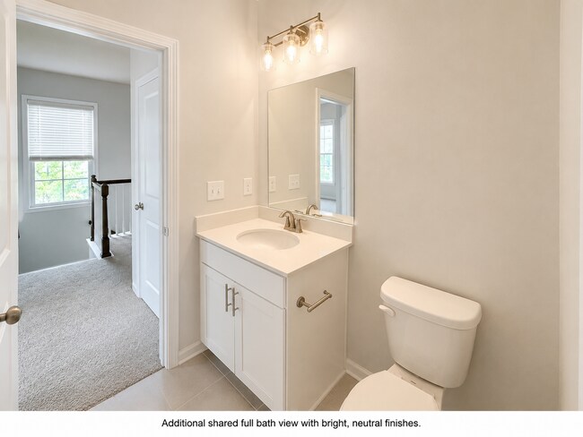 Building Photo - Like-New 3BR/3.5BA End-Unit Townhome in Buford – Near Suwanee Town Center and Mall of Georgia