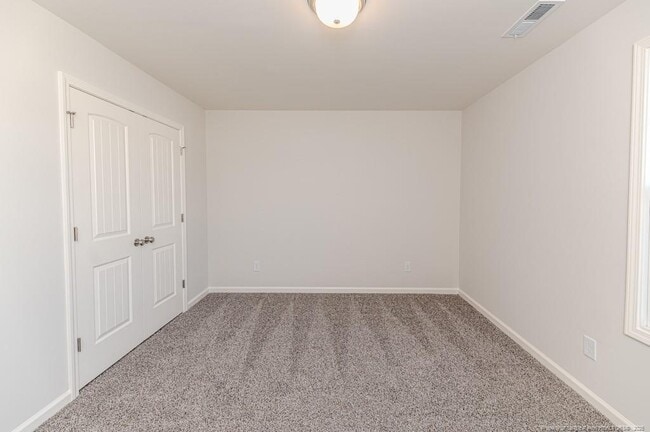 Building Photo - 87 Onslow Ct