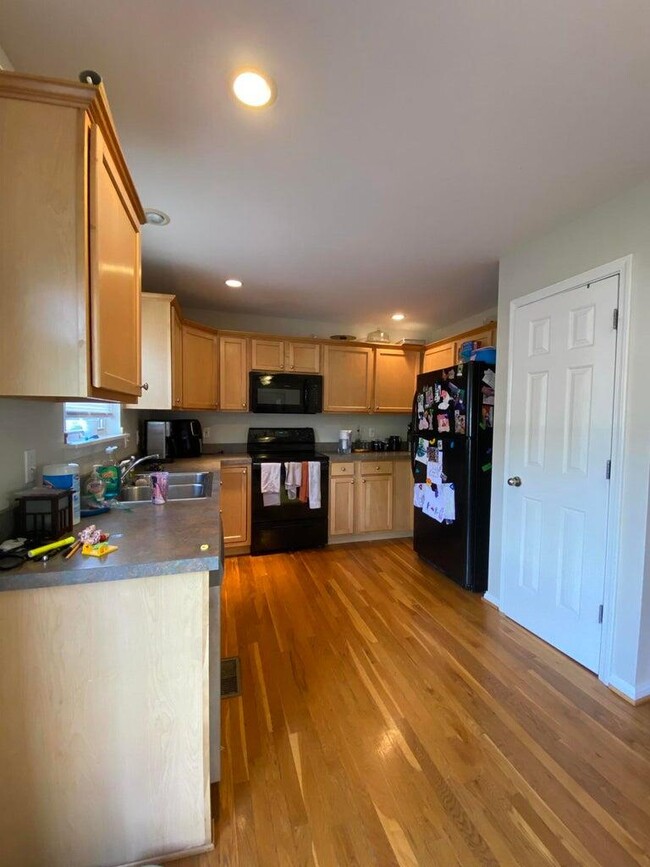 Building Photo - 2177 Market Garden Ln