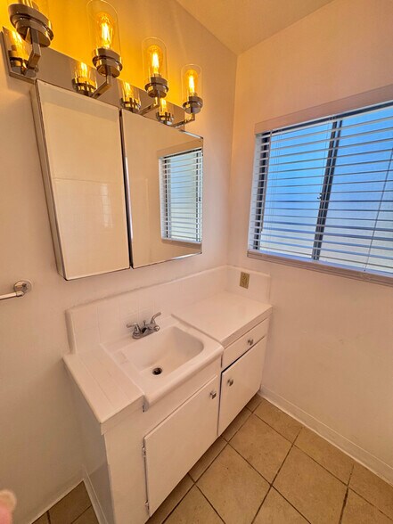 Building Photo - 10446 Kailua Ln