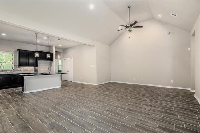 Building Photo - 235 N Spotted Fern Dr
