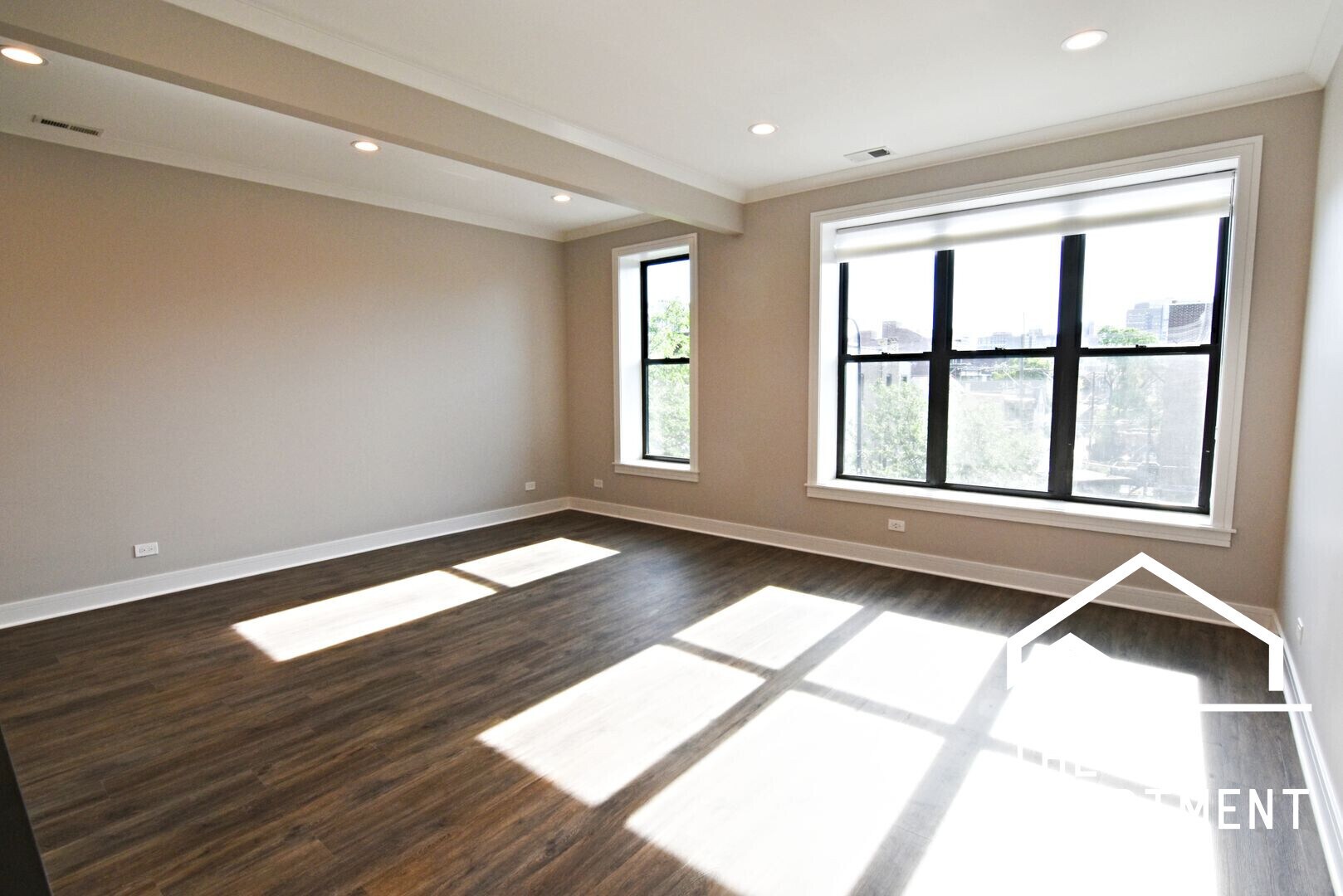 Building Photo - 3212 N Halsted St